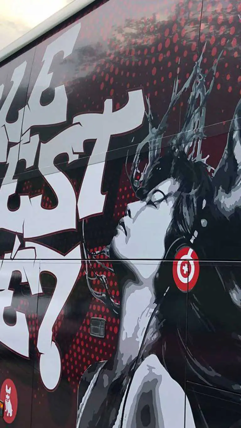 Diseño de rotulo para bus